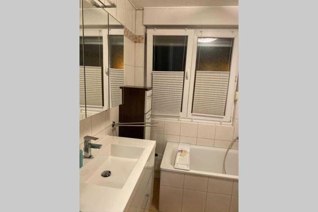 Ruhiges Zimmer Im Gasthaus 에센 외부 사진