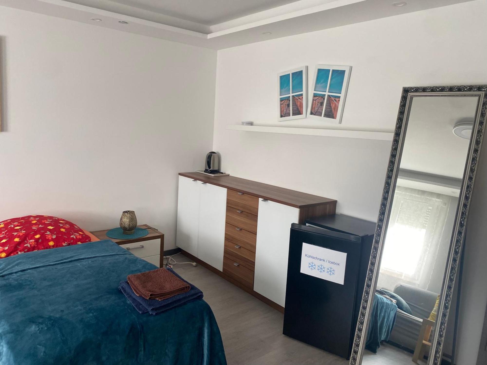 Ruhiges Zimmer Im Gasthaus 에센 외부 사진