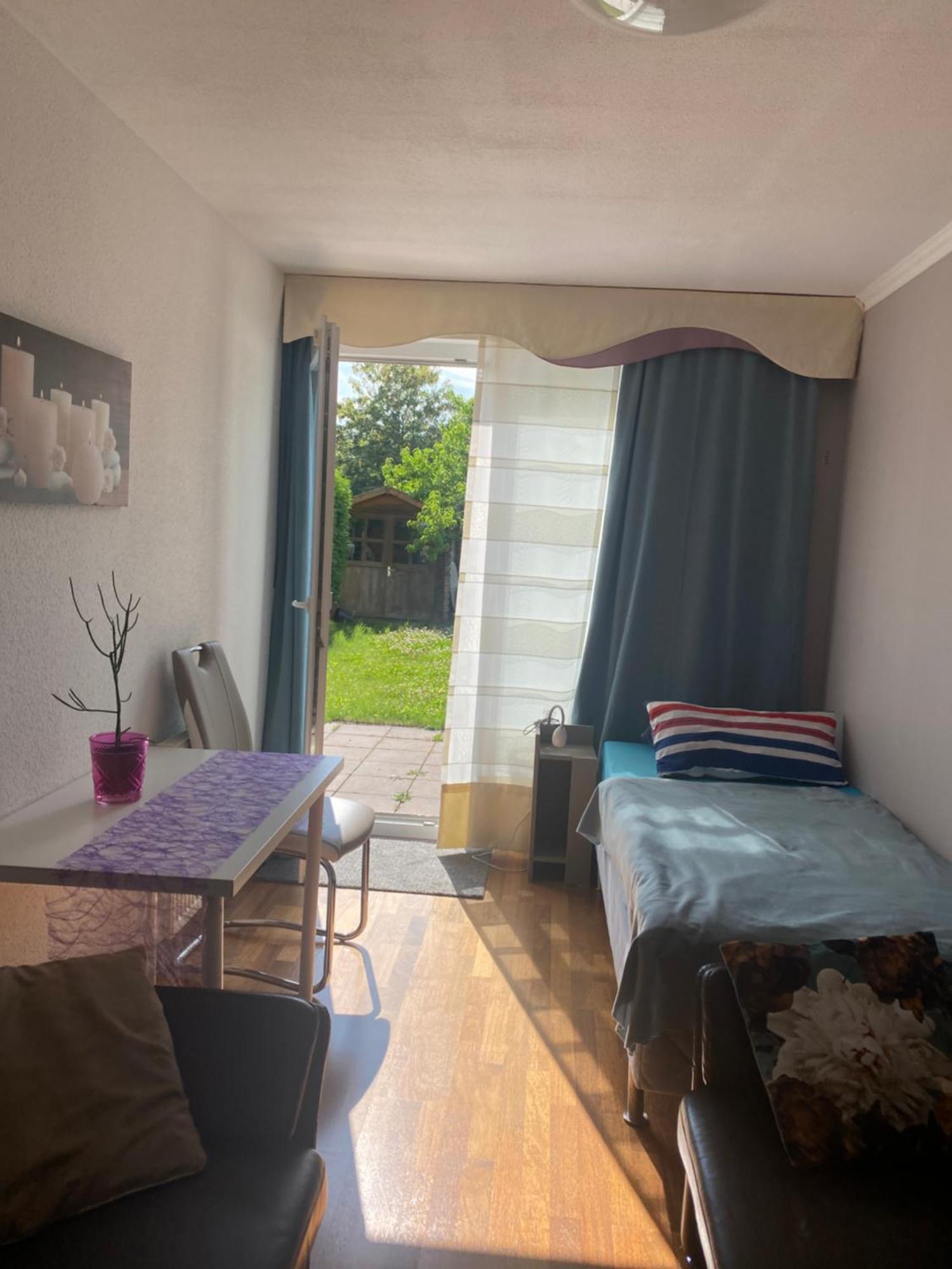 Ruhiges Zimmer Im Gasthaus 에센 외부 사진